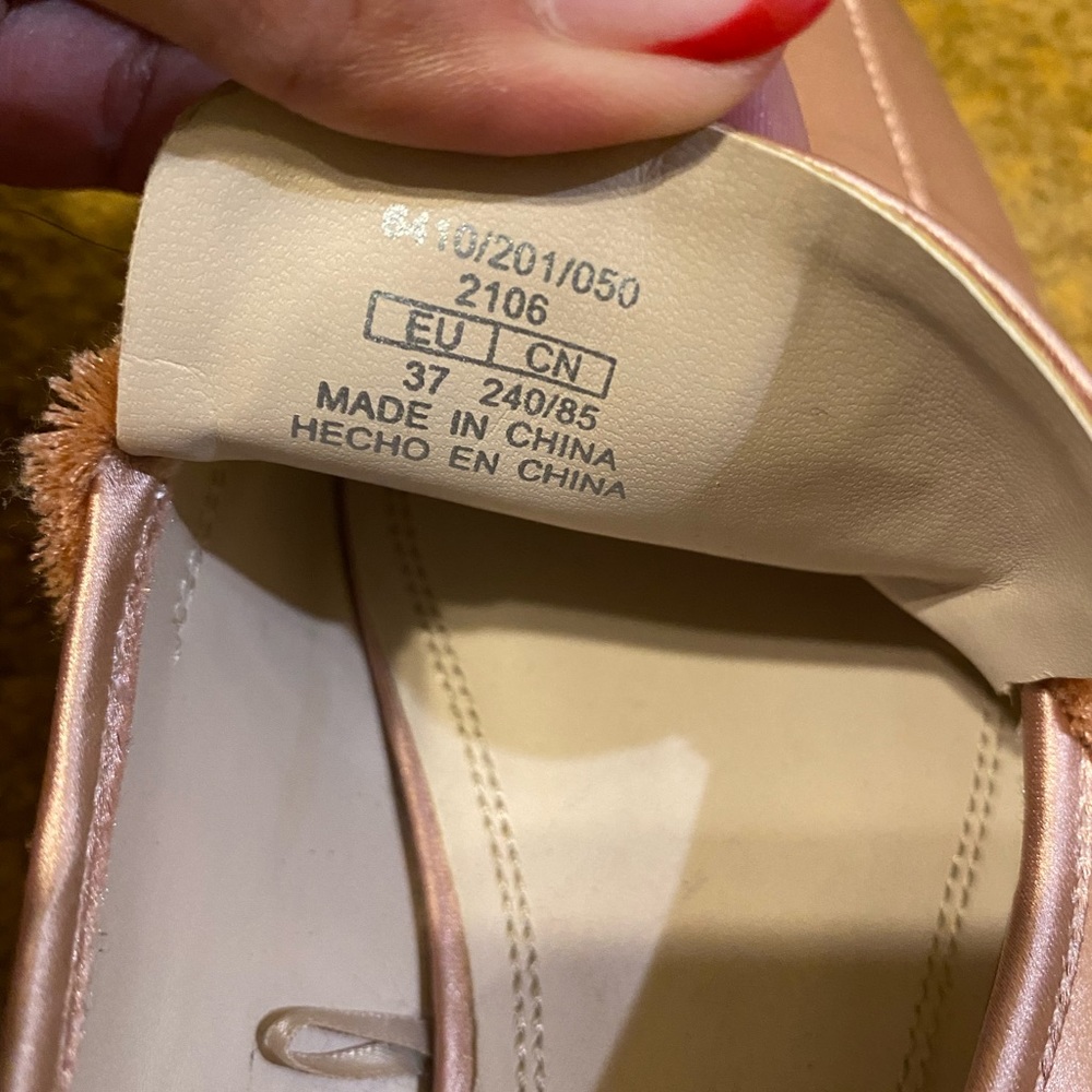 Zara flats - Picture 3 of 5